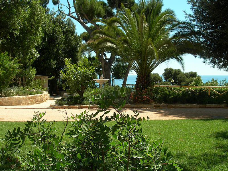 garden-in-tuscany-with-seeds-dalmau-6